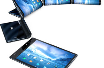 Royole FlexPai is a really distinctive gadget