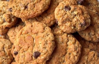 OATMEAL COOKIES – The Southern Lady Cooks