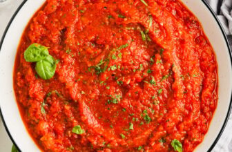 Fresh Tomato Sauce – Spend With Pennies