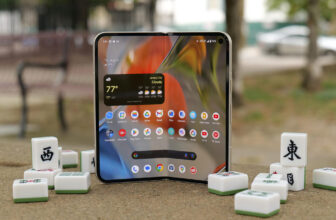 Engadget review recap: Foldable, wearable, floatable