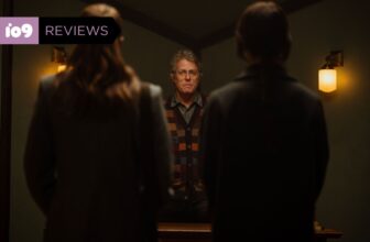 Hugh Grant Leads a Tense, Twisty Thriller