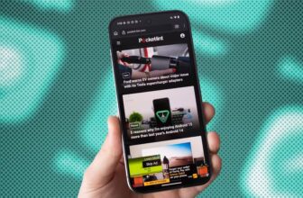 What apps come pre-installed on a Google Pixel phone?