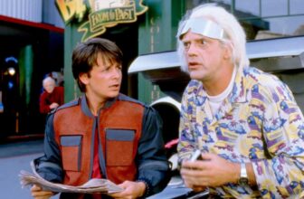 Robert Zemeckis Really Wants to Direct a Back to the Future: The Musical Adaptation