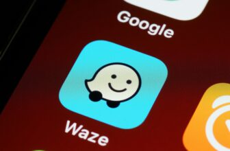 How to use Waze Live Map