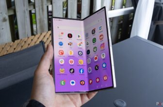 Samsung patent shows a phone that folds not once, but twice