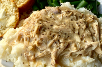 CROCK POT CHICKEN AND GRAVY