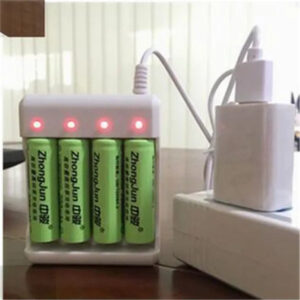 Carregador de Bateria USB de Carregamento Rápido com 4 Slots – Inteligente, Compatível com Pilhas Recarregáveis AA/AAA & de Lítio, 1pc, Carregador
