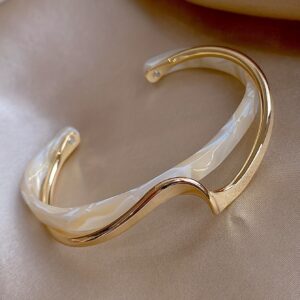 Pulseira de Ouro 18K Banhada em Forma de Onda, Joia Minimalista para Mulheres