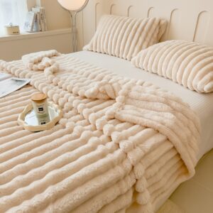 1pc Manta de Fleece Coral Cinza Aconchegante – Cobertor Macio de Pelúcia com Textura Canelada, Quente e Confortável para Todas as Estações, Lavável à Máquina, Estilo Contemporâneo