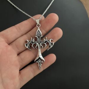 Colar Versátil Masculino de Cruz Retro com Chama em Moda e Venda Quente