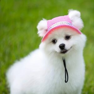 Boné Ajustável Rosa com Bolinhas para Cães com Furos para as Orelhas – Touca de Malha Respirável para Filhotes & Cães de Todos os Tamanhos, Fecho de Pressão, Ideal para Aventuras ao Ar Livre & Higiene