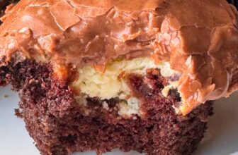 CHOCOLATE CREAM CHEESE CUPCAKES – The Southern Lady Cooks