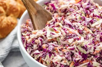Mom’s Classic Coleslaw